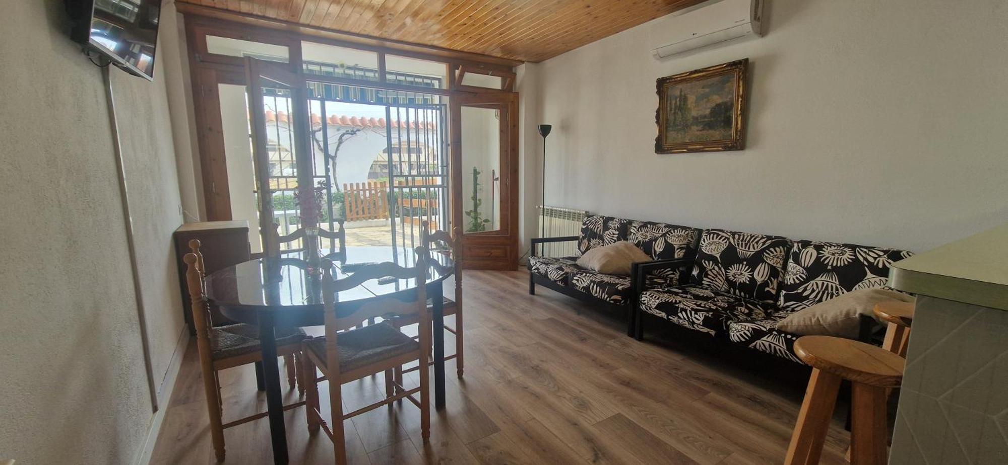 Apartamento En 安波拉 外观 照片